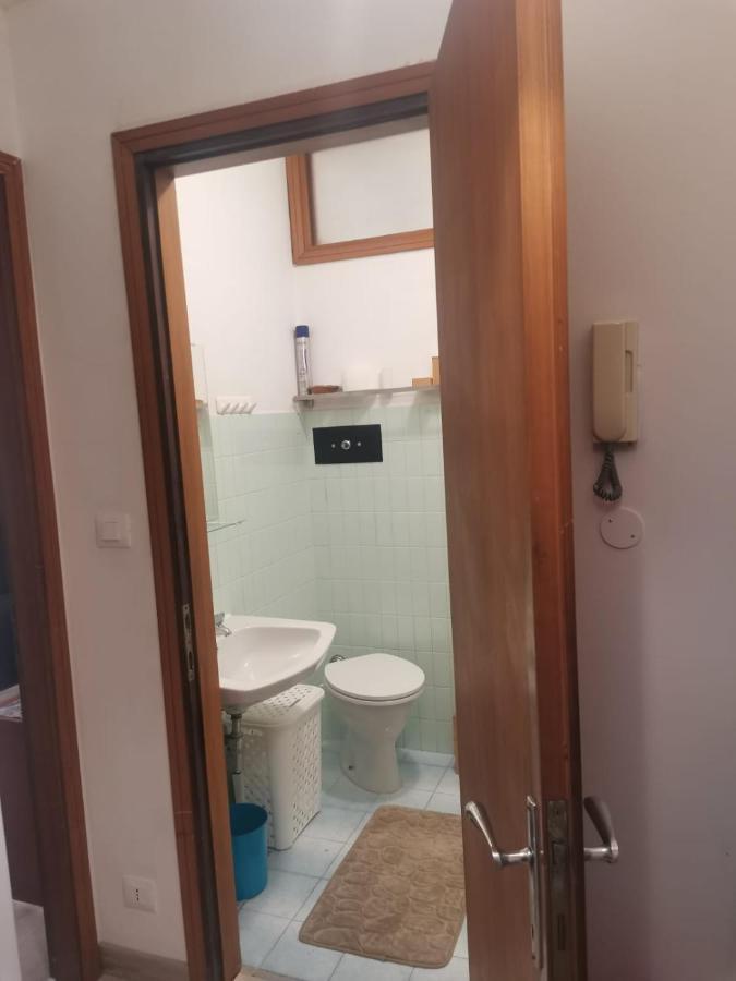 Monovano Elllen Grado Buitenkant foto